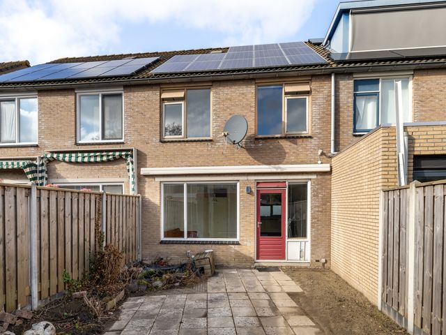 Chopinpad 30, Almere