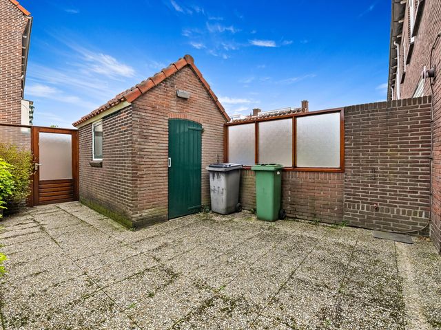 Looksingel 39, Den Hoorn