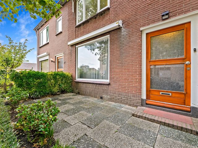 Looksingel 39, Den Hoorn