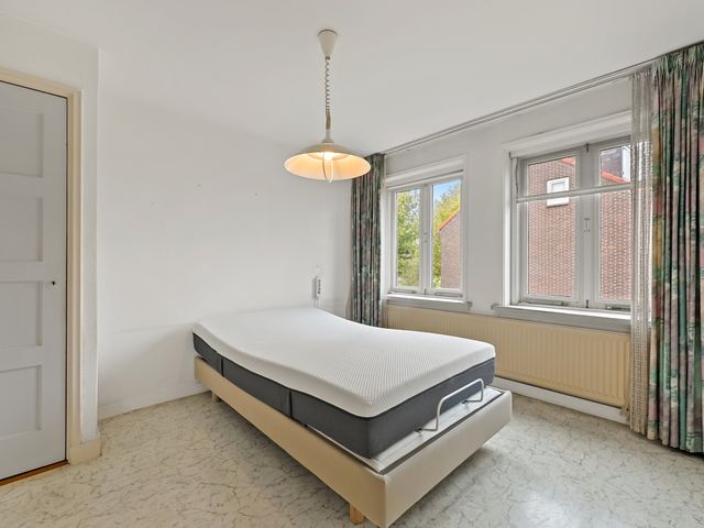 Looksingel 39, Den Hoorn