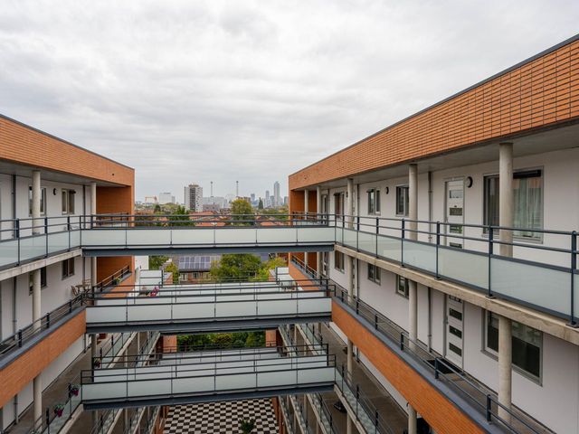 Zanglijsterstraat 173, Rotterdam