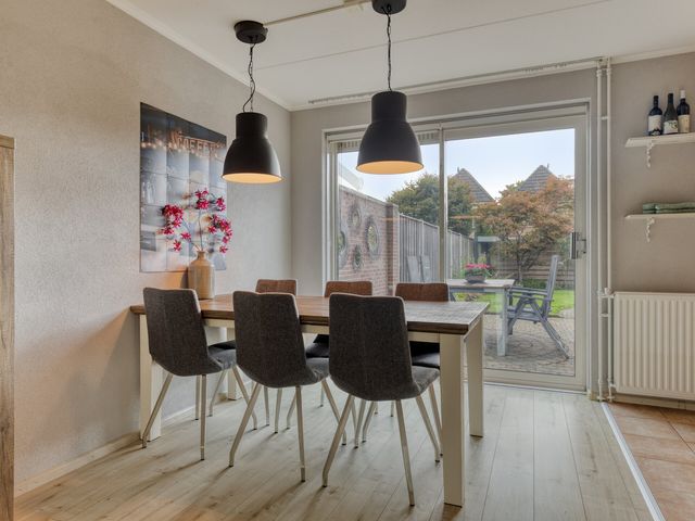 Beukenlaan 9, Emmer-Compascuum