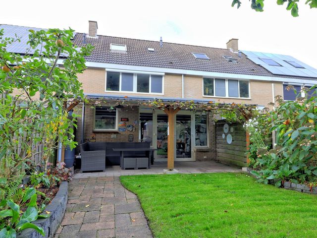 Noordzoom 16, Marknesse