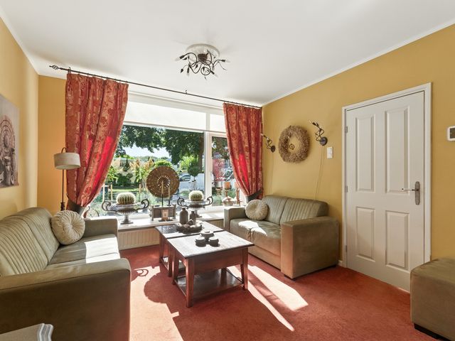 Merelstraat 8, Alblasserdam