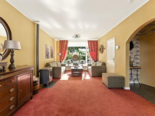 Merelstraat 8, Alblasserdam