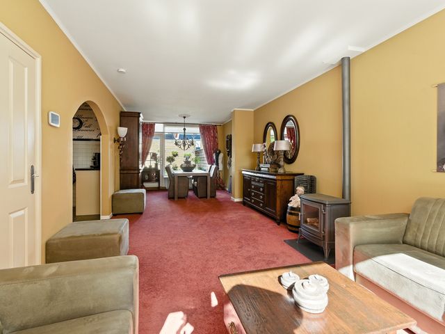 Merelstraat 8, Alblasserdam