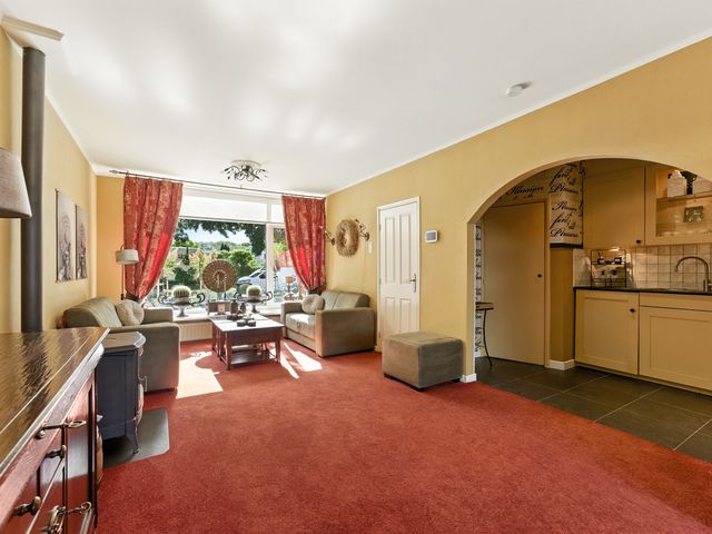 Merelstraat 8, Alblasserdam