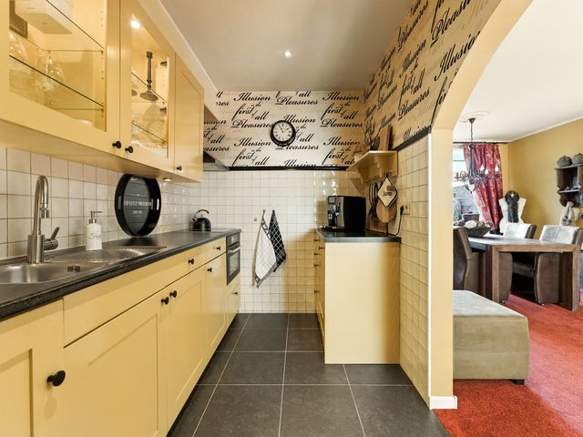 Merelstraat 8, Alblasserdam