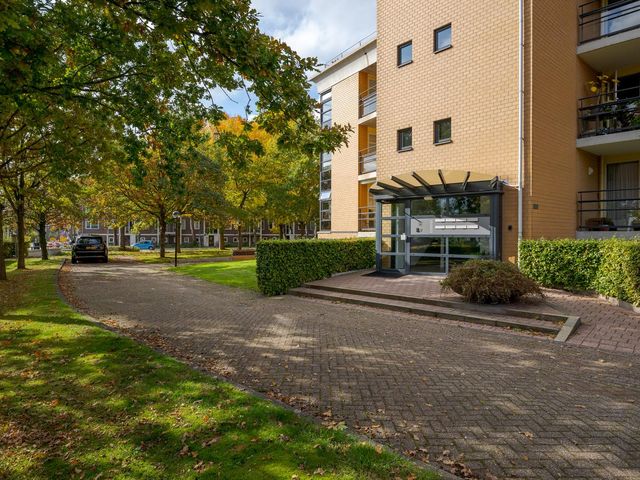 Professor Boerhaaveweg 9, Voorschoten