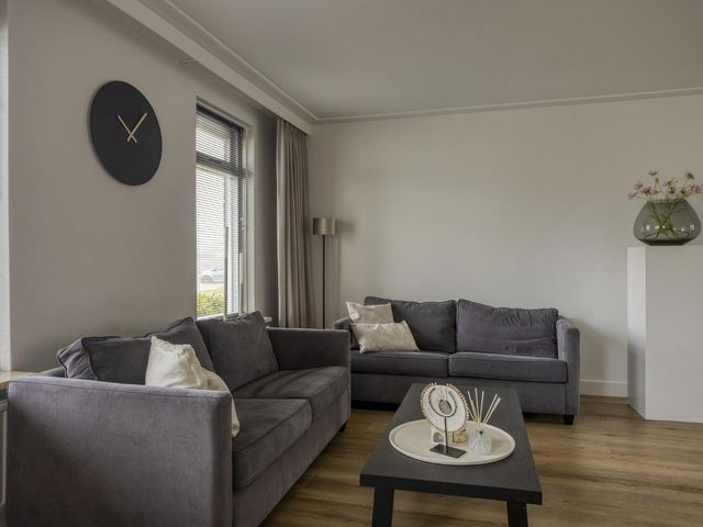 Zeegravensingel 61, IJsselmuiden