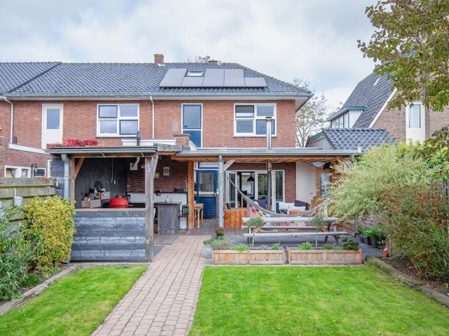 Wilhelminalaan 79, Den Burg