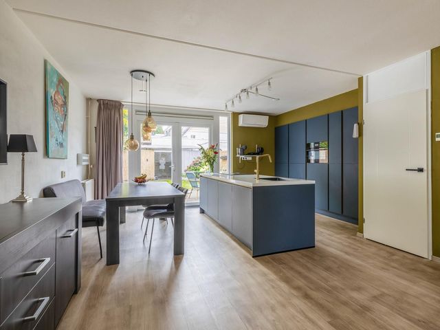 Kapelaan Nausstraat 35, Venlo