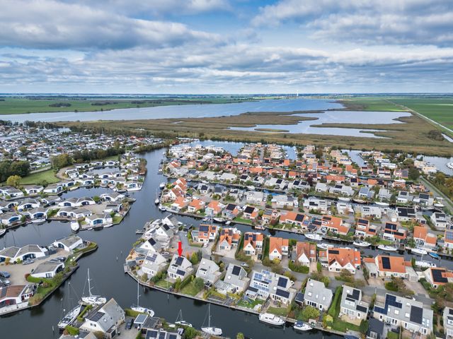 Kievit 11, Lemmer