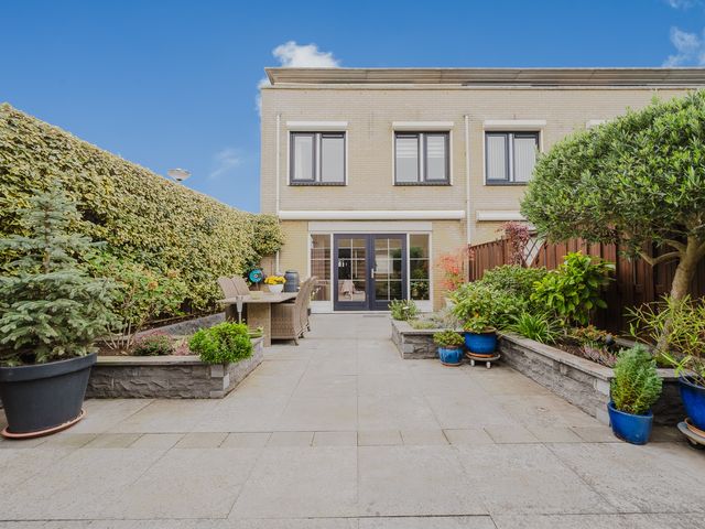 Else van der Banstraat 127, Spijkenisse