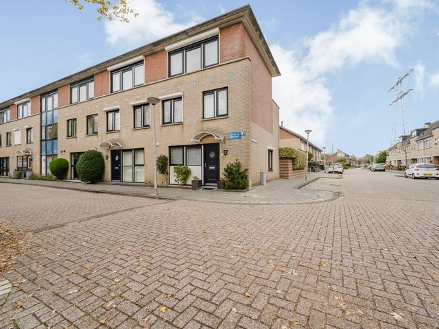 Else van der Banstraat 127, Spijkenisse