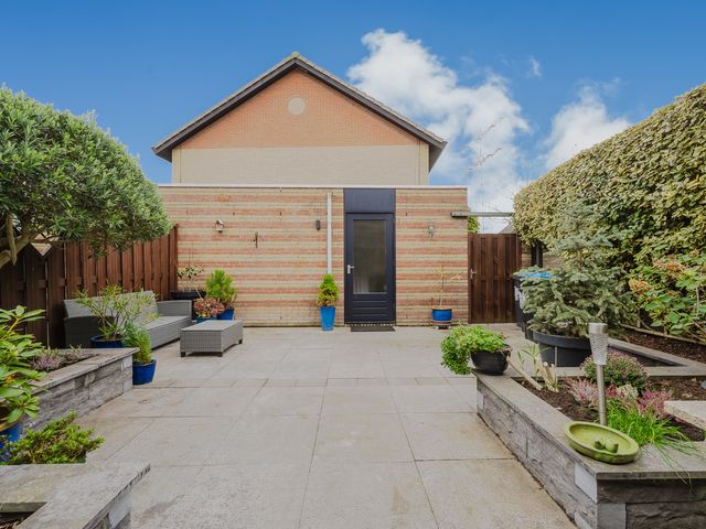 Else van der Banstraat 127, Spijkenisse