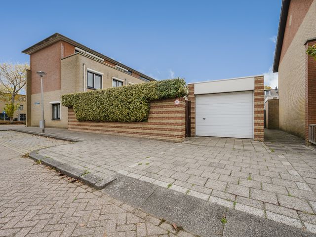 Else van der Banstraat 127, Spijkenisse