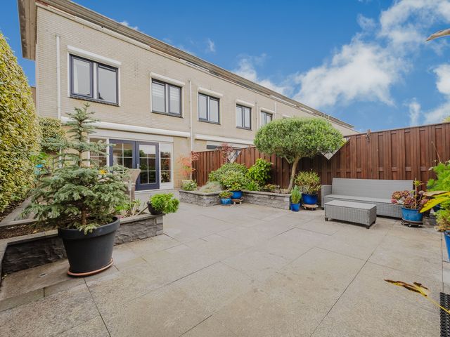 Else van der Banstraat 127, Spijkenisse