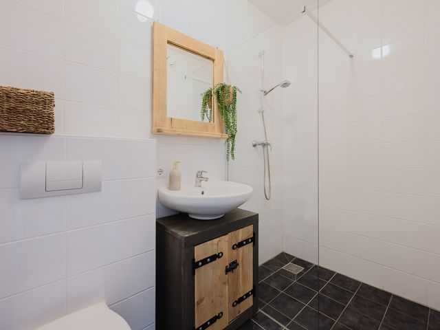 Anna-Hoevestraat 6, Brielle