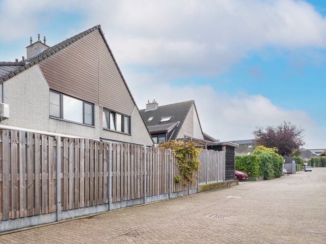 Tamarstraat 14, Spijkenisse