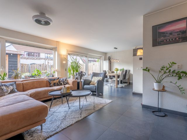 Tamarstraat 14, Spijkenisse