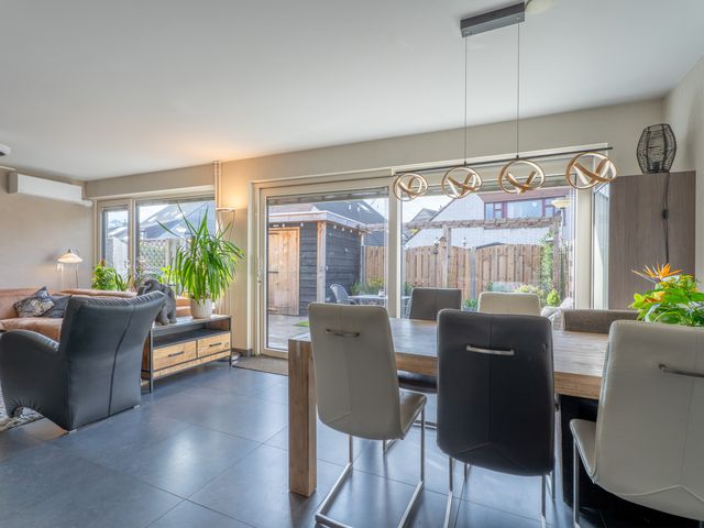 Tamarstraat 14, Spijkenisse