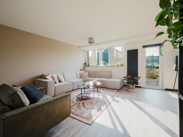 Slakkenveen 231, Spijkenisse