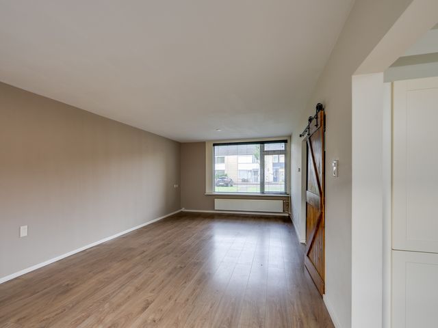 Van Bleiswijkhof 10, Rijen