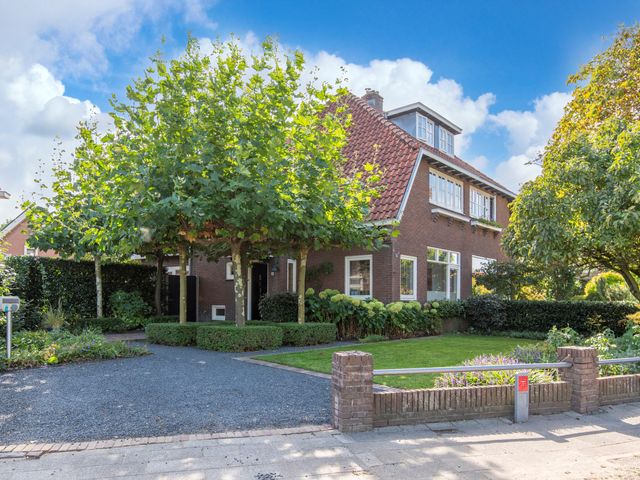 Buurtlaan west 98, Veenendaal