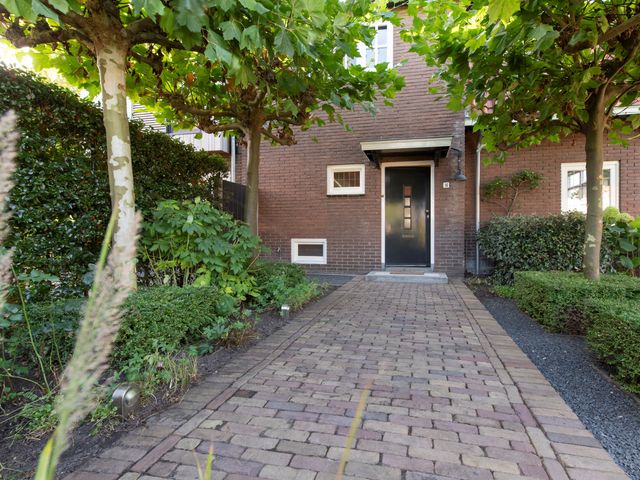 Buurtlaan west 98, Veenendaal