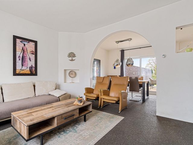 Nieuwenhofstraat 15, Hoensbroek