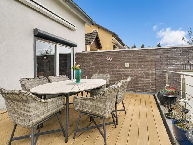 Nieuwenhofstraat 15, Hoensbroek