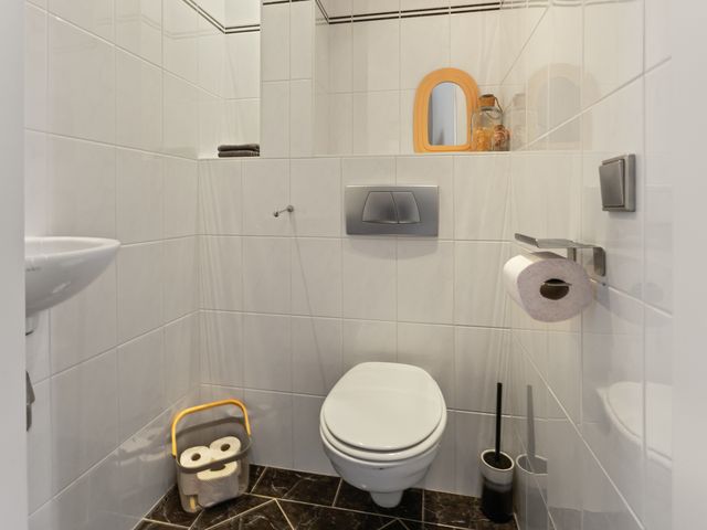 Doorzwin 5007, Julianadorp