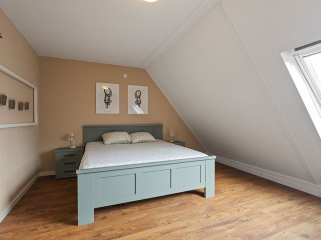 Doorzwin 5007, Julianadorp