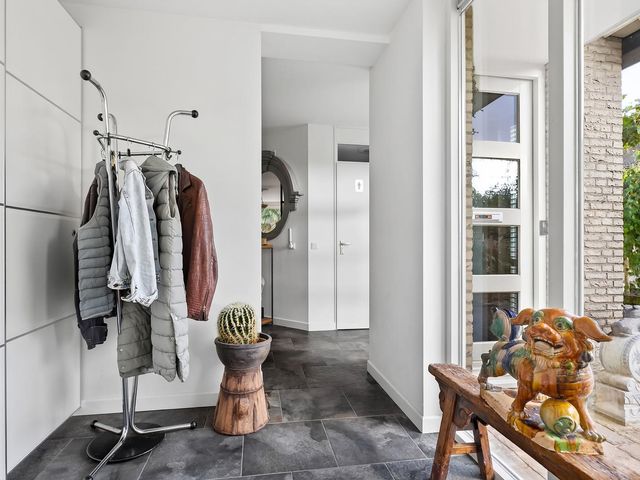 Mozartstraat 94, Barendrecht