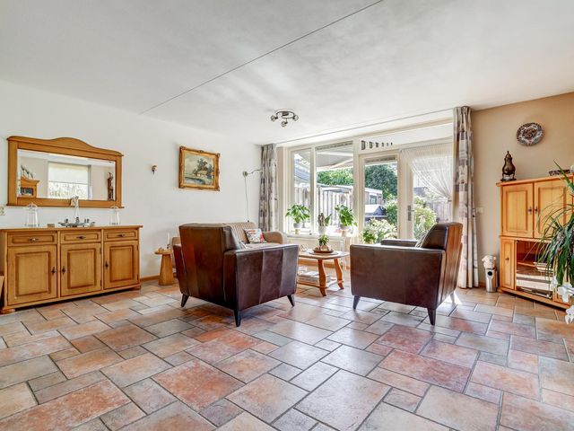 Schrijnwerkerij 23, Barendrecht