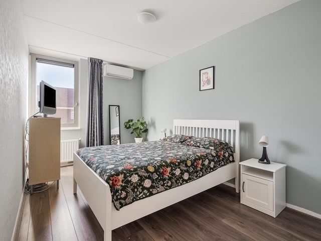 Louisapolder 44, Barendrecht