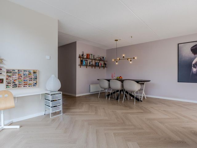 Weegbree 2, Hoogeveen