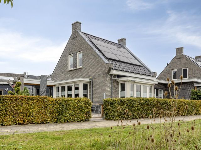 Korenbloem 14, Herveld