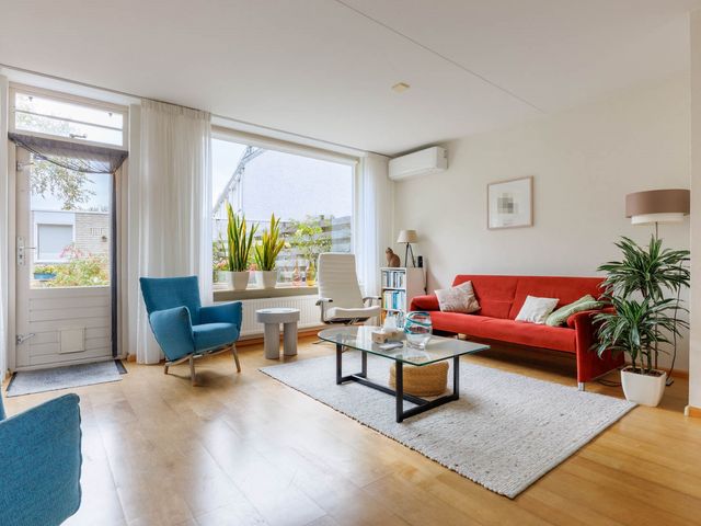 Schapenweide 28, Leiderdorp