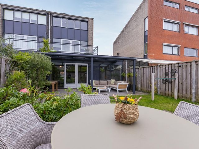 Bertus Aafjeshof 162, Hoorn