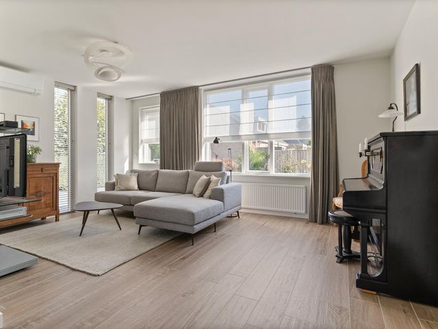 IJsvogel 11, Sliedrecht