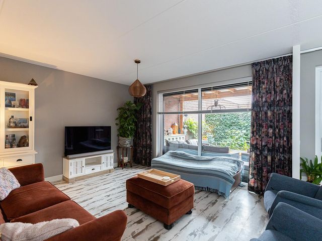 Aalscholver 27, Papendrecht