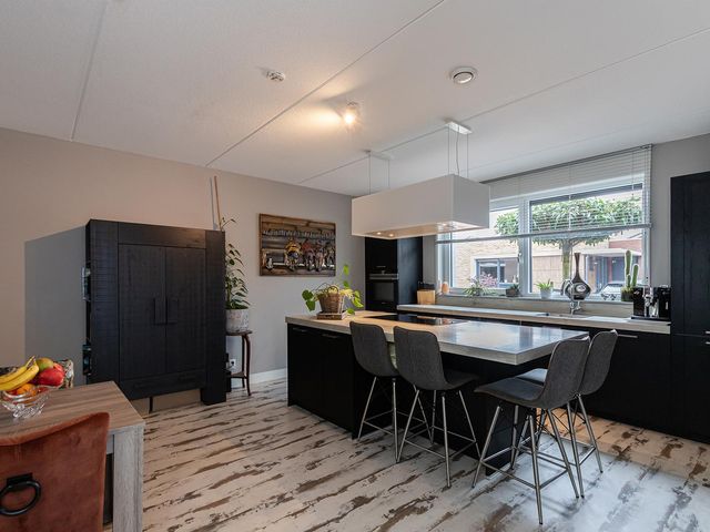 Aalscholver 27, Papendrecht