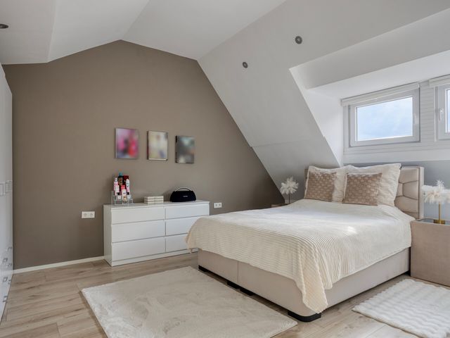 Edisonplein 18B, Schiedam