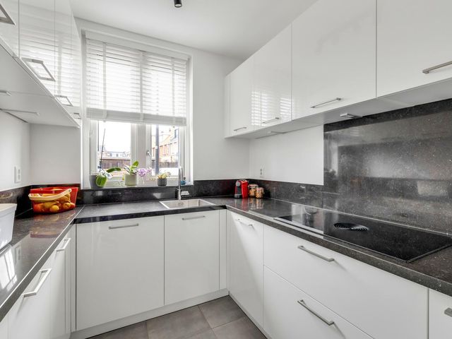 Baljuw 12, Brielle