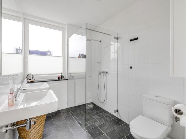 Baljuw 12, Brielle