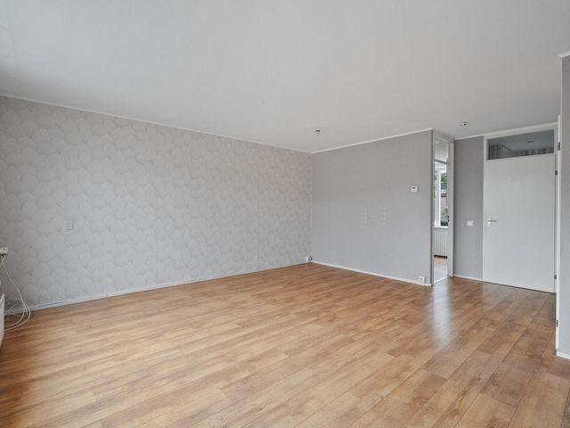 Doorzwin 4171, Julianadorp