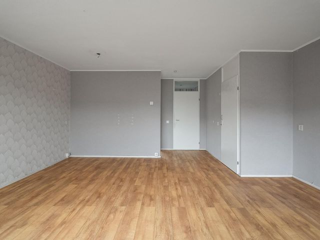 Doorzwin 4171, Julianadorp