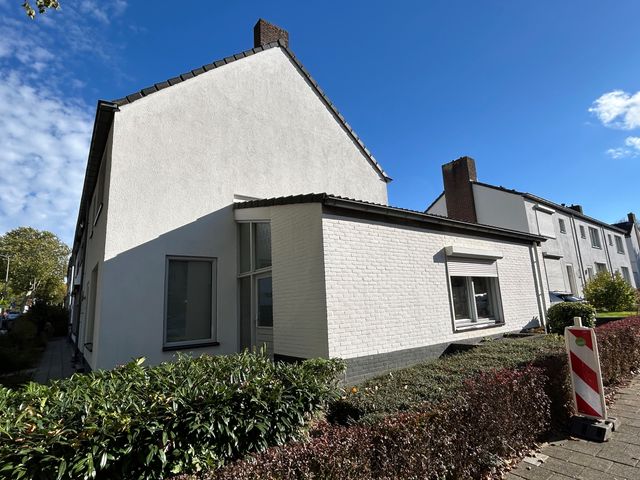 Voskuilenweg 50, Heerlen